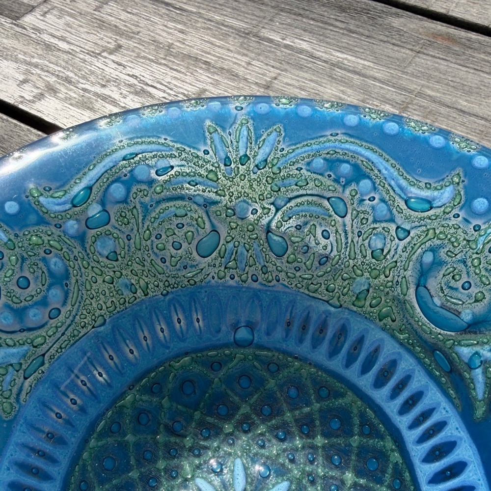 RARE! - Vintage Higginsware Art Glass Bowl, "Blue Arabesque", 8.25”W x 2.75”H - Picture 3 of 10